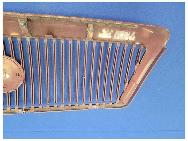 2003-2004 Mercury Marauder 4.6L Front Grill Grille *Broke* Paint JL 2534 - The Parts Farm