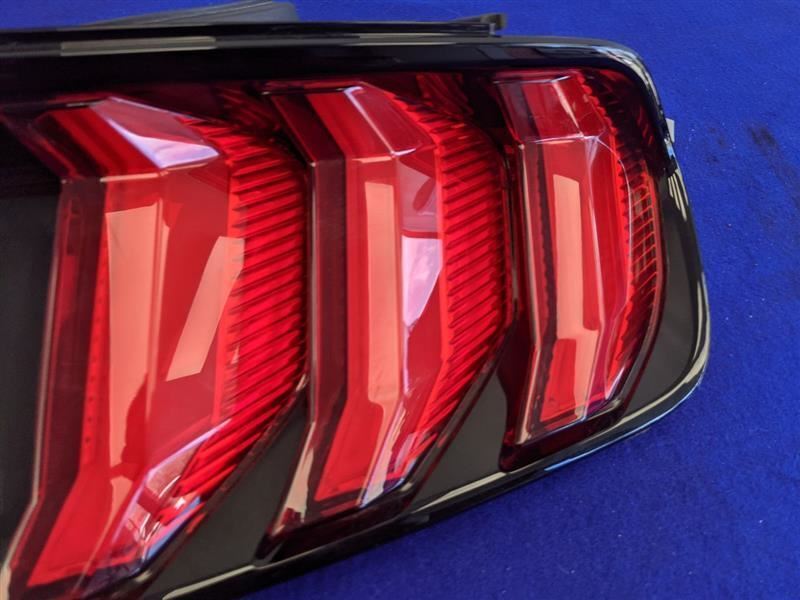 2018-2023 Ford Mustang GT S550 Passenger Rear Taillight Lens Lamp 2029 - The Parts Farm