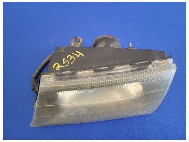 2003-2004 Mercury Marauder 4.6L Driver Front Headlight Lamp Lens Light 2534 - The Parts Farm