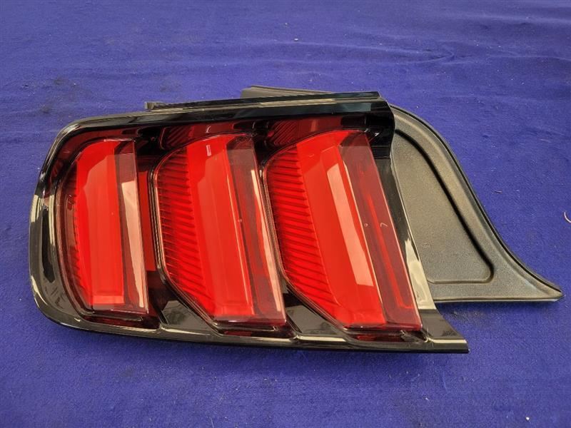 2015-2017 Ford Mustang GT S550 Driver Left Taillight Lamp Brake Lens Light 2329 - The Parts Farm