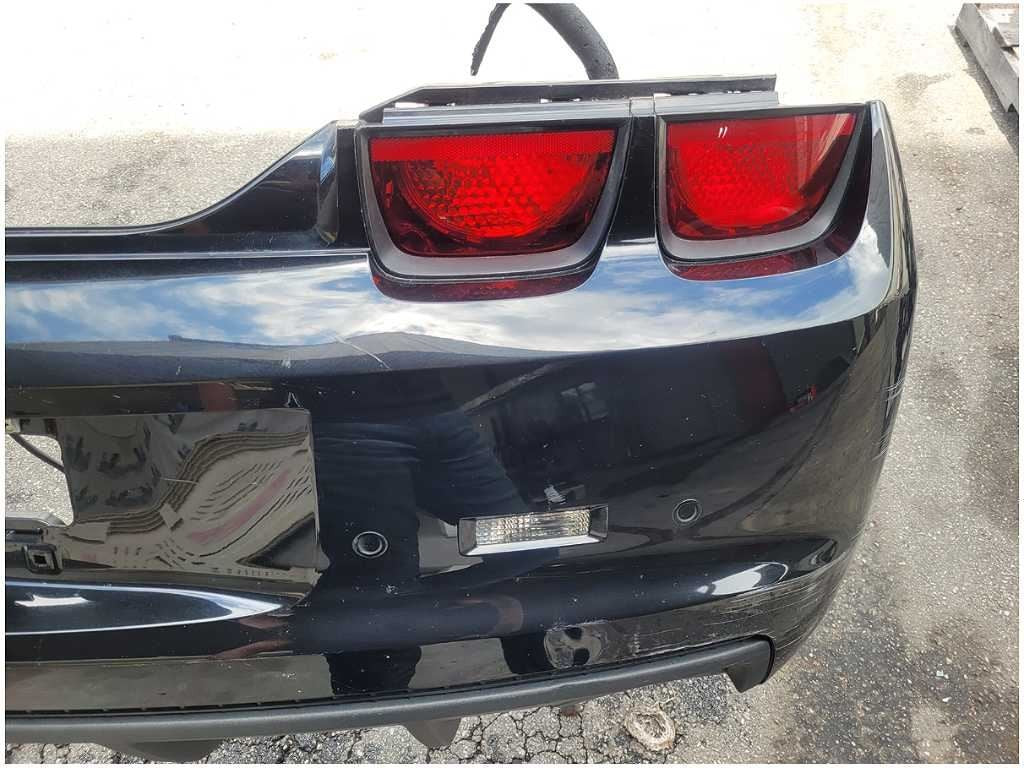 47372585