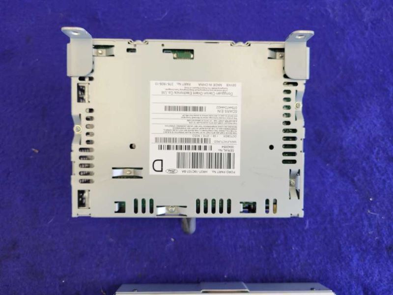 2017 Ford Mustang GT S550 Info-GPS-TV Screen Front Display Center Dash - The Parts Farm