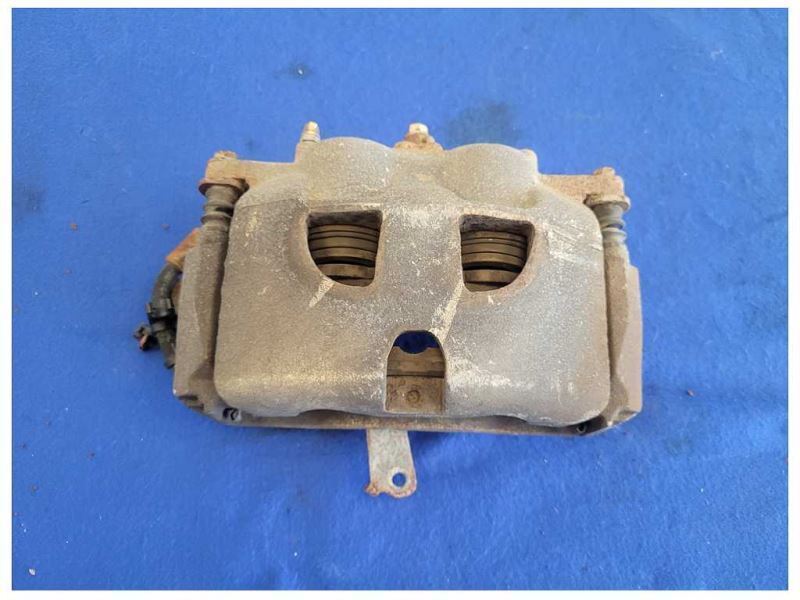 2015-2017 Ford F150 4x4 Pickup Truck Driver Left Caliper Front Brake Hose 2576 - The Parts Farm