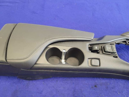 2016-2018 Chevrolet Camaro SS Center Console Front Floor Leather Storage 2344