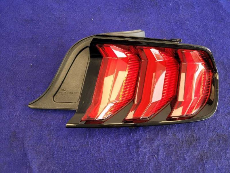 2018-2023 Ford Mustang GT S550 Passenger Right Tail Light Lamp Brake Lens OEM - The Parts Farm