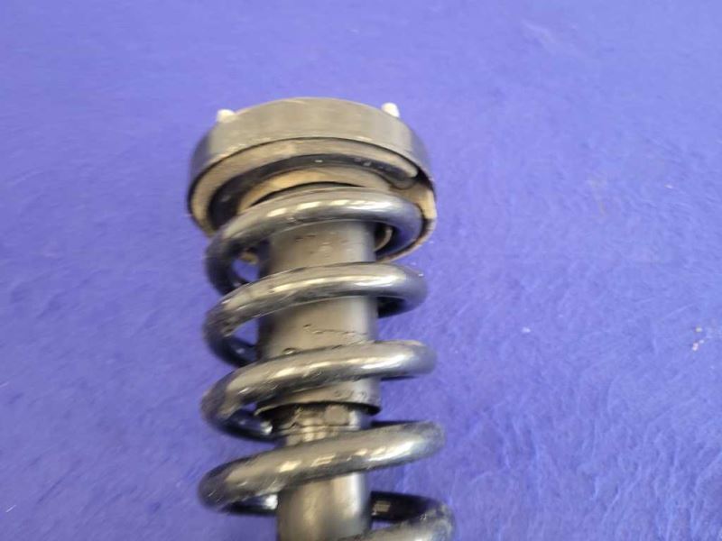2018-2020 Ford F150 Pickup Truck Front Strut Spring Suspension Base 2354 - The Parts Farm