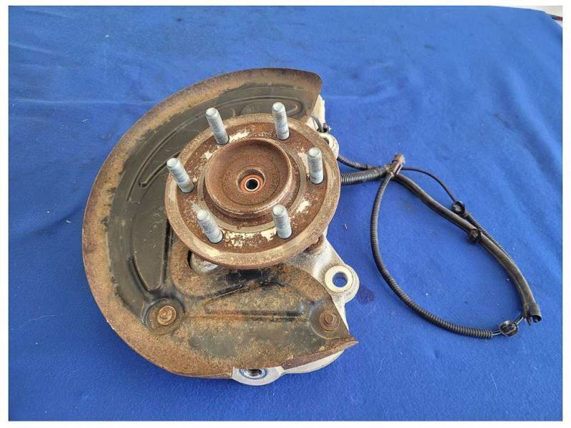 2015-2017 Ford F150 4x4 Pickup Truck Passenger Front Spindle Knuckle 2576 - The Parts Farm