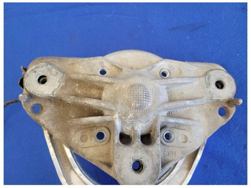 2004-2006 Porsche Cayenne Turbo 4.5L Passenger Front Control Arm 2137 - The Parts Farm