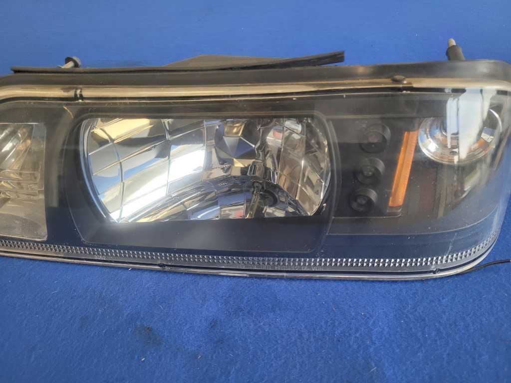 1987-1993 Ford Mustang GT 5.0L Driver LH Front Headlight Lamp Aftermarket 2603 - The Parts Farm