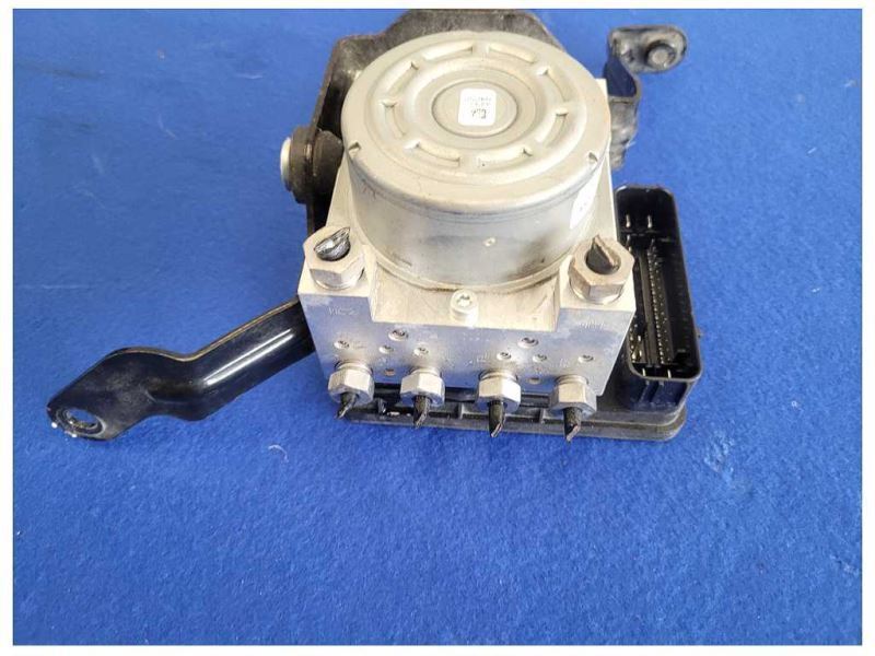 2015-2017 Ford Mustang GT S550 ABS Anti-Lock Brake System Module 2551 - The Parts Farm