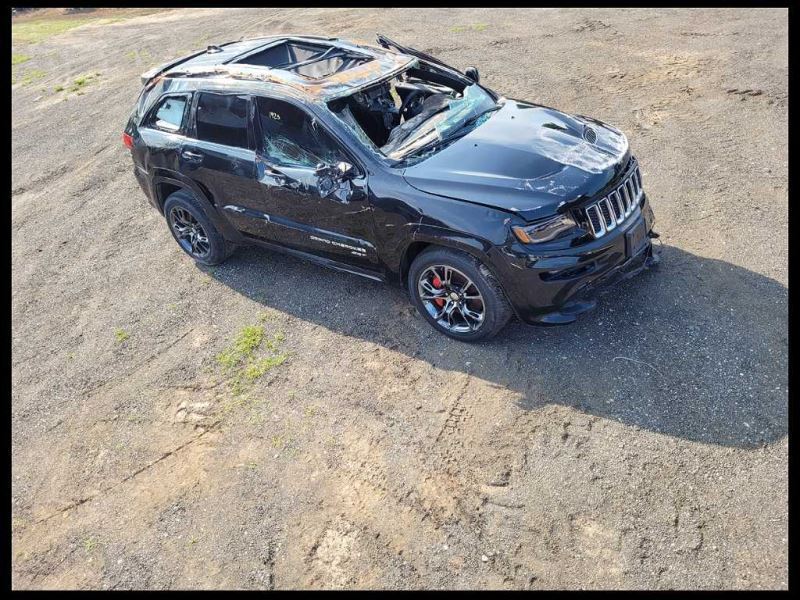 2014-2017 Jeep Grand Cherokee SRT8 6.4L Pair Door Sill Plates Scuff - The Parts Farm
