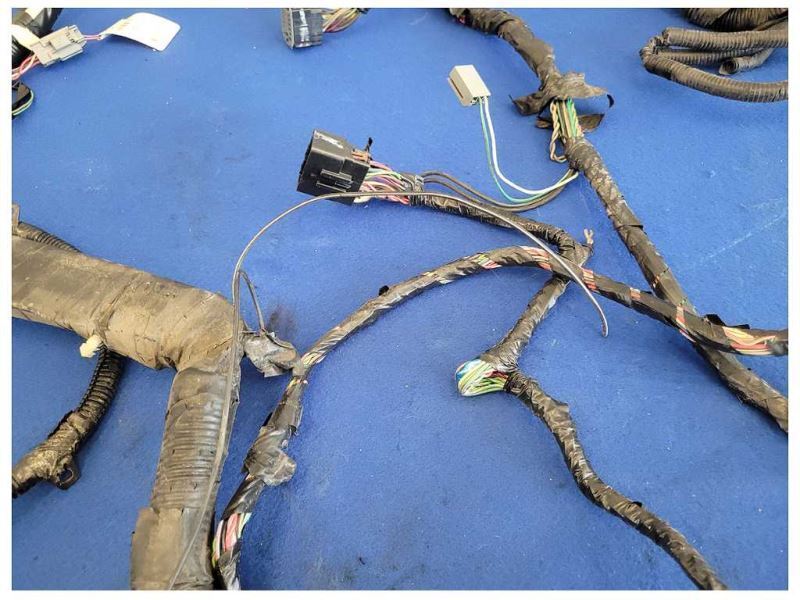 2005-2014 Ford Mustang GT 4.6L Coupe Body Harness Wire Plug *Cut Wires* 2585 - The Parts Farm