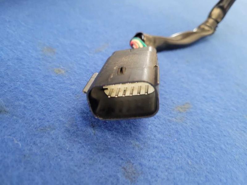 2015-2020 Ford Mustang GT S550 Driver Rear View Mirror BLIS Puddle Paint YZ 2502 - The Parts Farm