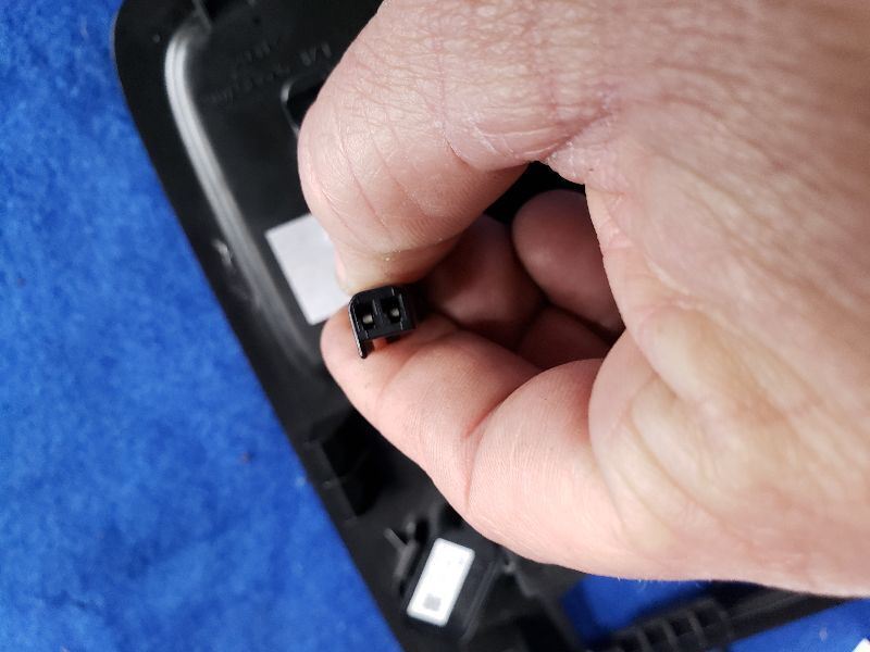 2013 2014 Chevy Camaro Overhead Sunroof Control Console Chevrolet Lighted - The Parts Farm