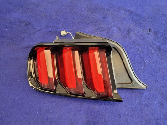 2019-2020 Ford Mustang Shelby GT350 5.2L Driver Rear Taillight Brake Light 1714 - The Parts Farm