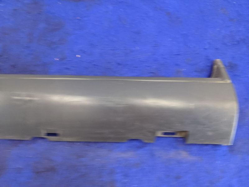 2005-2009 Ford Mustang GT Passenger Right RH Rocker Panel Moulding NEW TAKE OFF - The Parts Farm