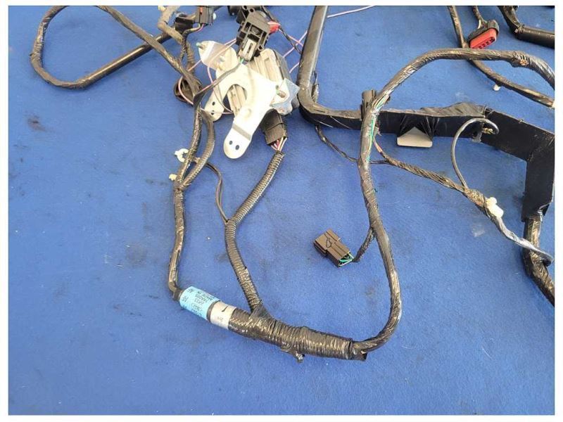 2003 Ford Mustang GT 4.6L Coupe Body Harness Wire Plug *Cut* 2556 - The Parts Farm