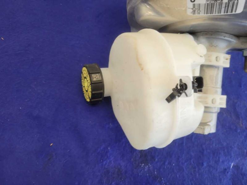 2018-2023 Ford Mustang GT S550 Power Brake Booster Master Cylinder No PP1 A/T - The Parts Farm
