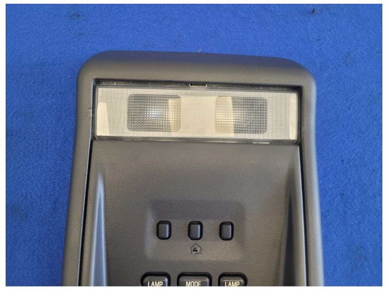 2003-2004 Mercury Marauder 4.6L 4v Upper Console Roof Top Dome Light 2522 - The Parts Farm