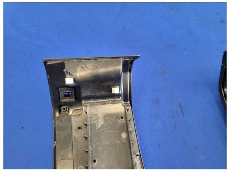 2008-2009 Pontiac G8 Sedan 6.0L V8 Driver Lower Knee Panel Column Cover 2529 - The Parts Farm