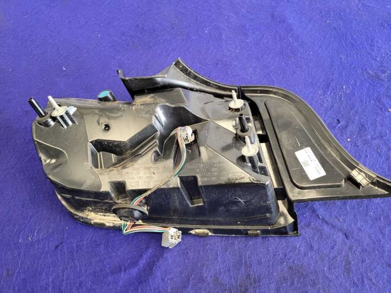 2018-2023 Ford Mustang GT S550 Passenger Right Tail Light Lamp Brake Lens OEM - The Parts Farm