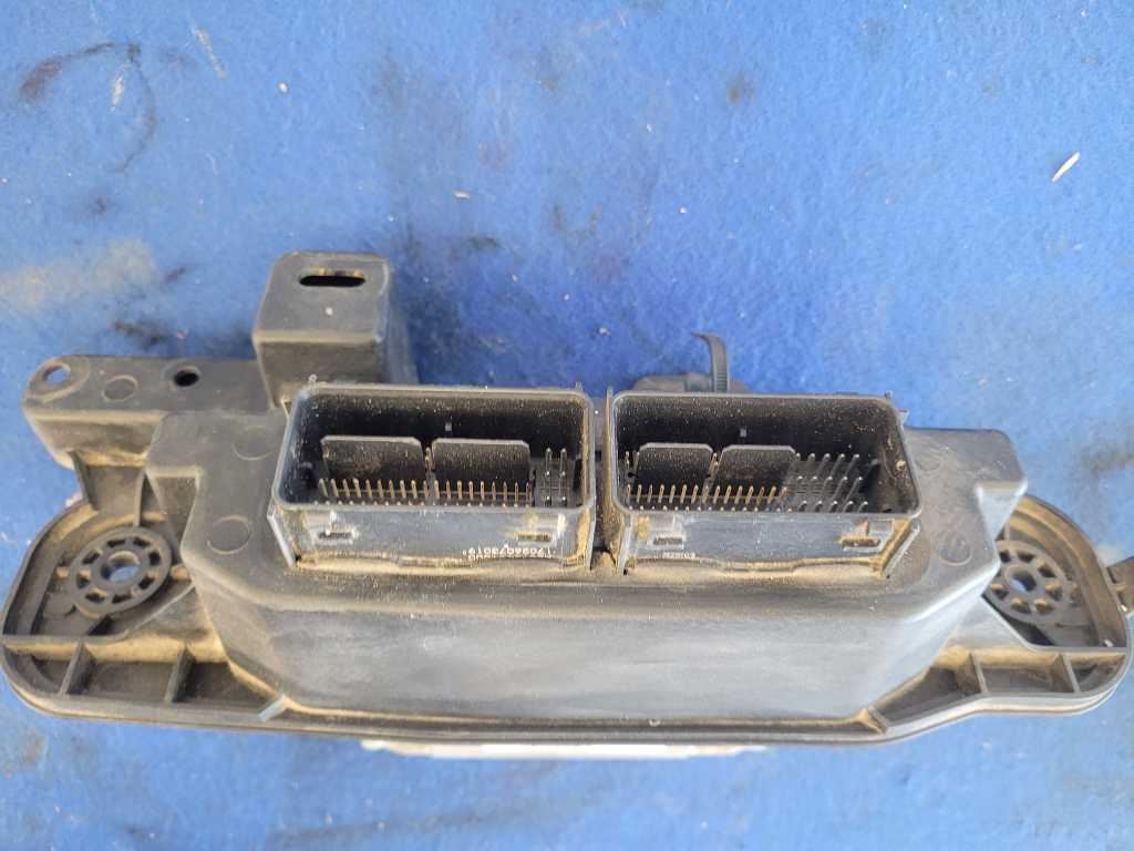 47644852