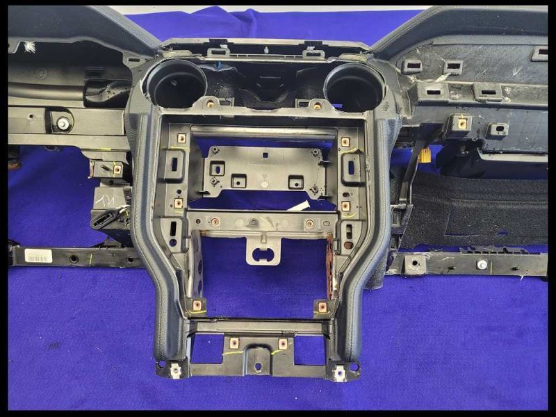 2018-2021 Ford Mustang GT S550 Dash Board Panel Vent Gauges Trim Bezel Molding - The Parts Farm