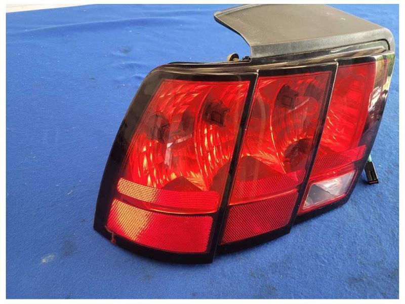 2003-2004 Ford Mustang Cobra SVT DOHC 4.6L Driver Rear Taillight Brake 2573 - The Parts Farm