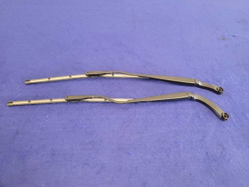 2020-2023 Ford Mustang Shelby GT500 5.2L Wiper Blades Arms Windshield Front 2370 - The Parts Farm