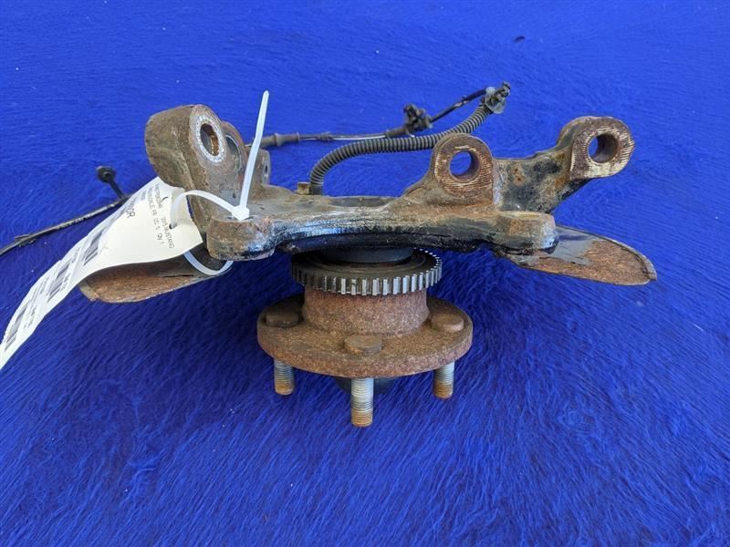 2015-2021 Ford Mustang GT EcoBoost Spindle Knuckle Front Passenger RH OEM - The Parts Farm