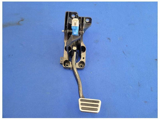 2015-2017 Ford Mustang GT S550 Brake Pedal Assembly 2610 - The Parts Farm