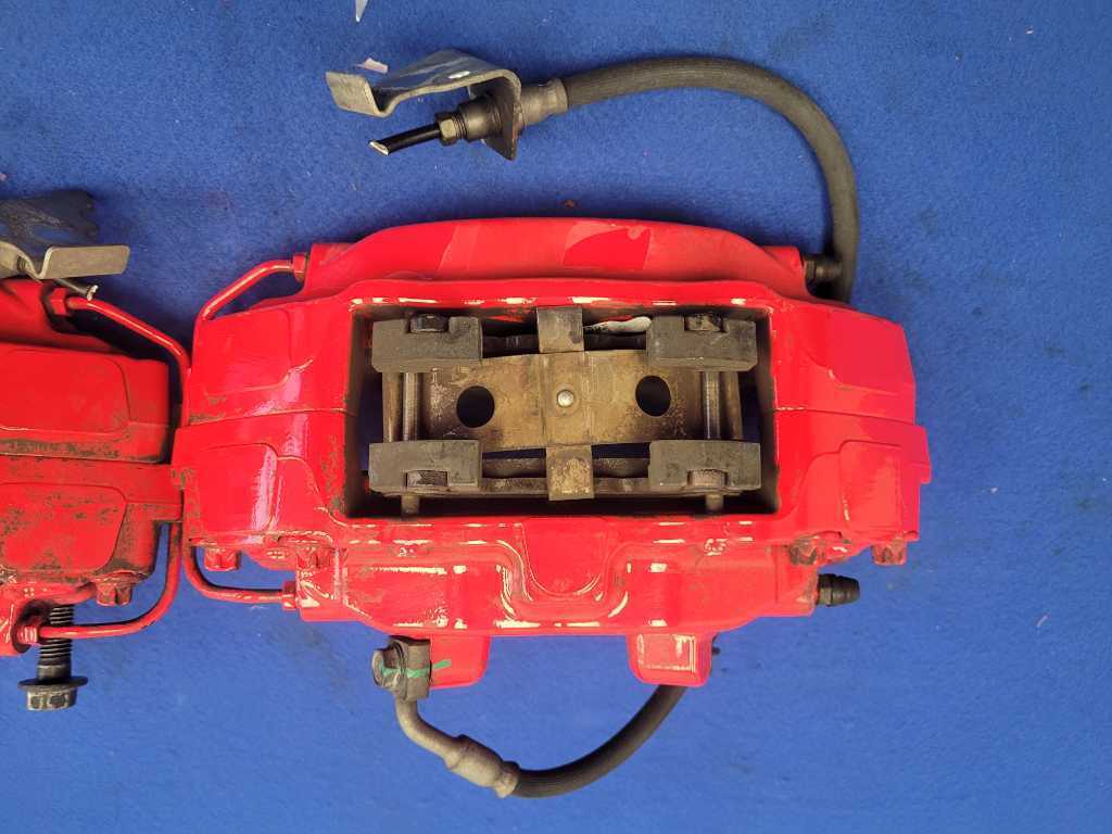 2014-2017 Chevrolet SS 6.2L Sedan Pair Front Brembo Brake Calipers LH RH 2602 - The Parts Farm