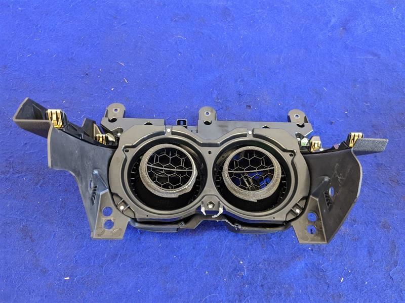 2018-2020 Chevrolet Camaro ZL1 6.2L Temperature Control Dual Zone CJ2 HVAC - The Parts Farm
