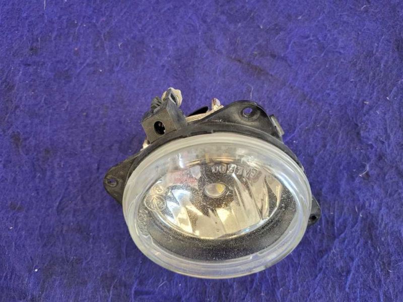 2003-2004 Ford Mustang Cobra SVT DOHC 4.6L Front Lower Fog Light Lamp Bulb - The Parts Farm