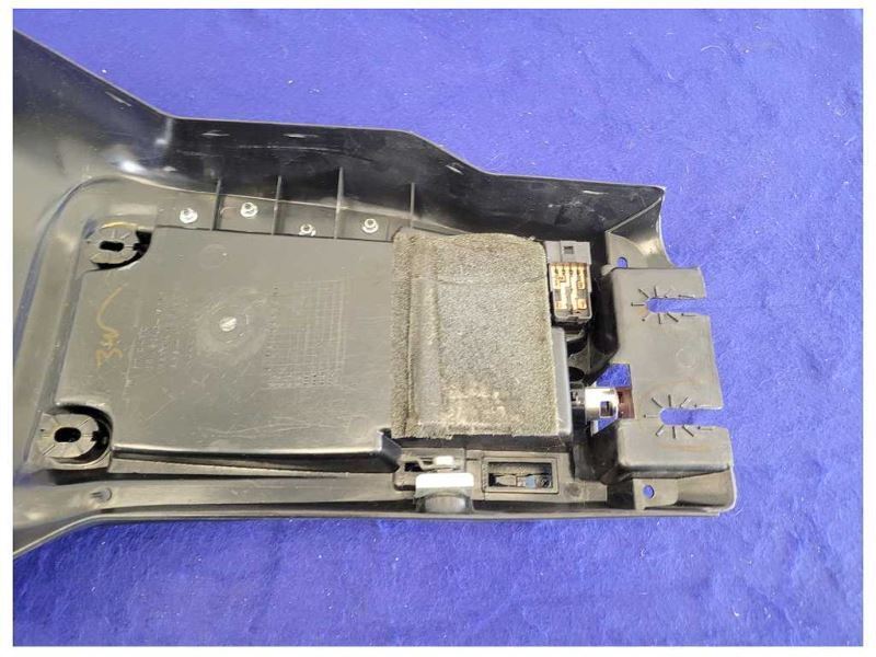 1997-2004 Chevrolet Corvette FRC Z06 C5 Console Center Lid Black 2082 - The Parts Farm