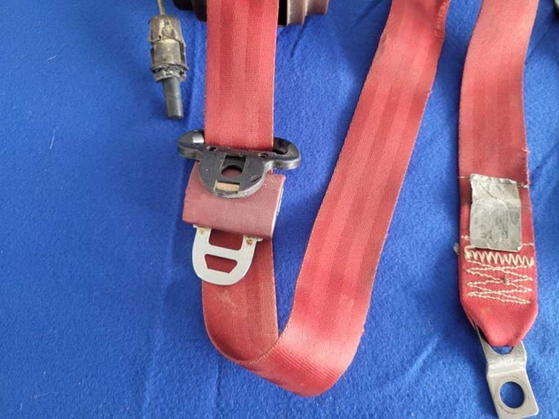 1987-1993 Ford Mustang GT Convertible Passenger Front Seat Belt Retractor 2298 - The Parts Farm