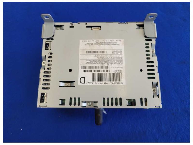 2017 Ford Mustang GT S550 Audio Radio Receiver AM FM CD Single Disc 2551 - The Parts Farm