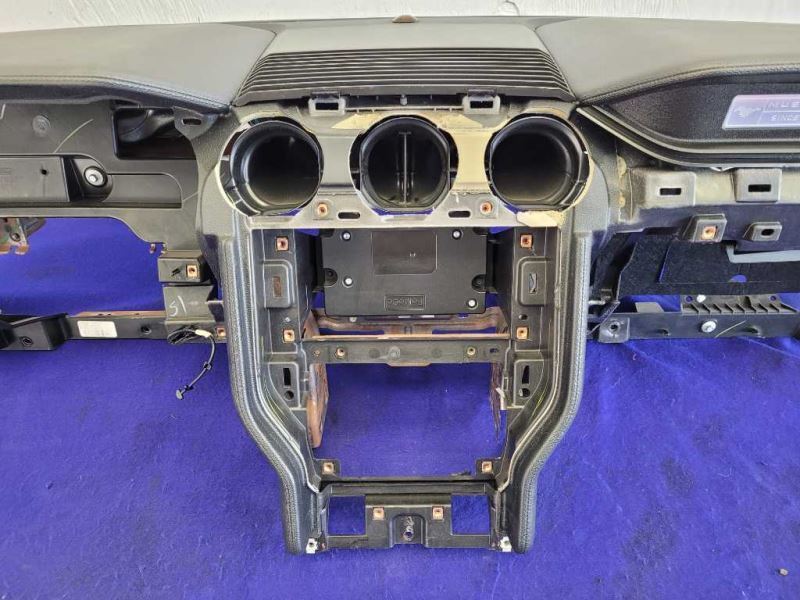 2015-2017 Ford mustang GT S550 Dash Panel Board No Gauge Pack Vent Bezel Trim - The Parts Farm