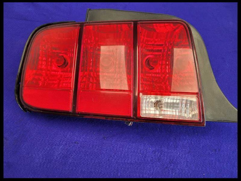 2005-2009 Ford Mustang GT GT500 Driver Left LH Tail Light Lamp Brake Lens - The Parts Farm