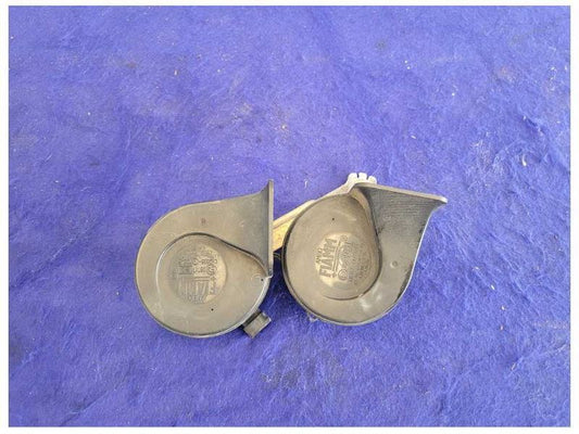 1997-2004 Chevrolet Corvette FRC Z06 C5 Horn Emergency Sound Dual Set 2082 - The Parts Farm