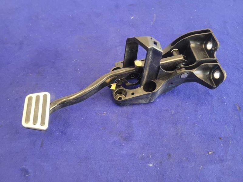 2015-2017 Ford Mustang GT S550 Brake Pedal Box Cage Automatic Transmission 2390 - The Parts Farm