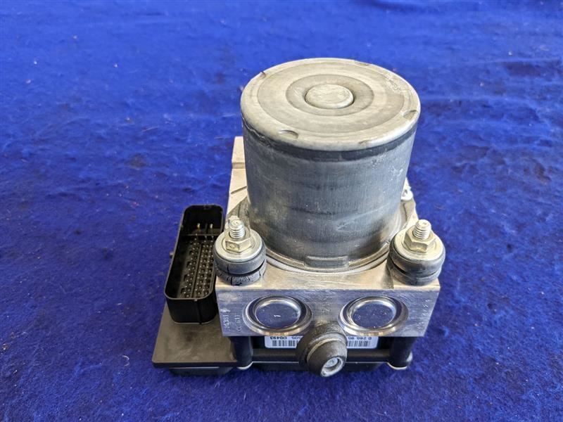 2012-2015 Chevrolet Camaro SS ABS Anti-Lock Brake Module Pump Front Switch - The Parts Farm