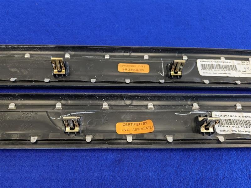 2014-2017 Jeep Grand Cherokee SRT8 6.4L Pair Door Sill Plates Scuff - The Parts Farm