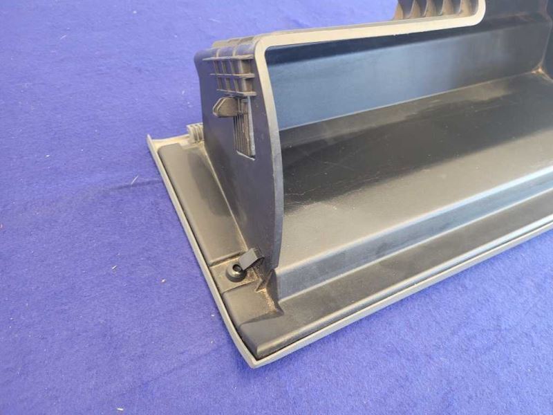 2022 Ford F150 Pickup Truck Glove Box Passenger Storage Dashboard 2290 - The Parts Farm