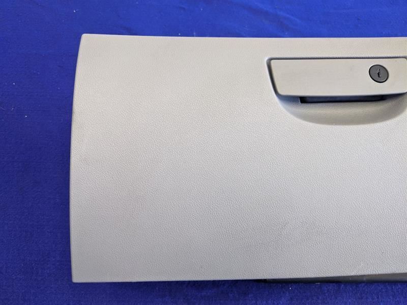 2006-2010 Dodge Charger SRT8 6.1L Glove Box Passenger Dashboard Panel Latch - The Parts Farm