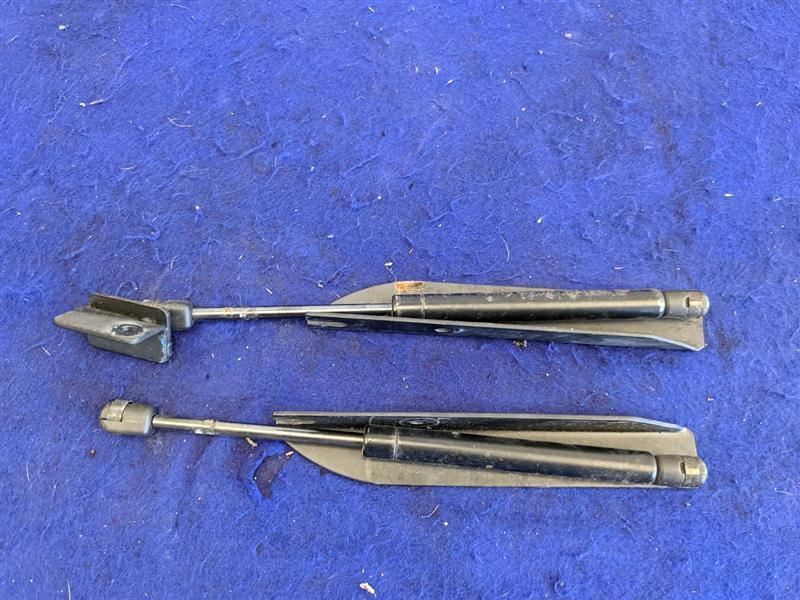 2015-2021 Ford Mustang GT S550 Aftermarket Hood Hinge Front Black Right Light - The Parts Farm