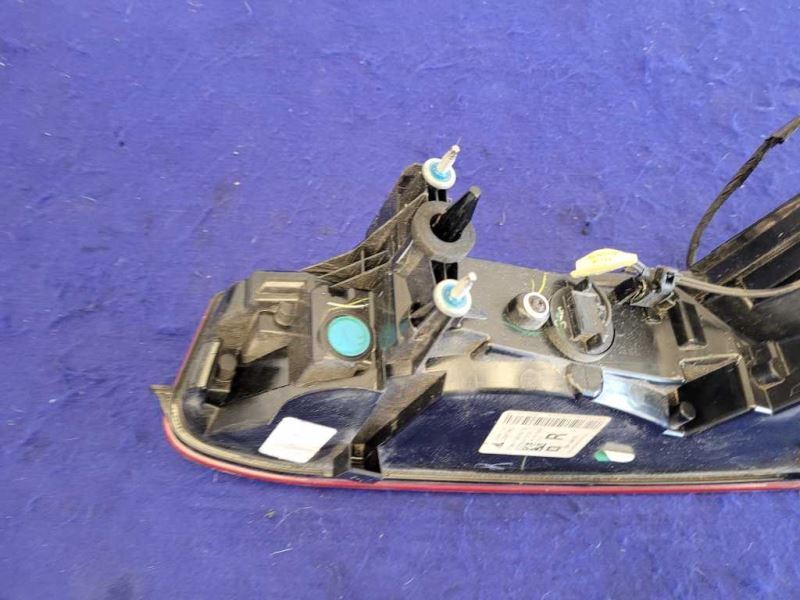 2016-2018 Chevrolet Camaro SS Passenger RH Rear Taillight Light Brake 2265 - The Parts Farm
