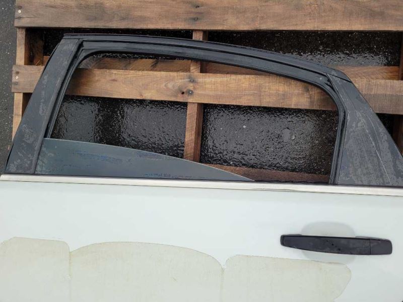 2014-2017 Chevrolet Caprice 6.0L Sedan Driver Left Back Rear Door Shell White - The Parts Farm
