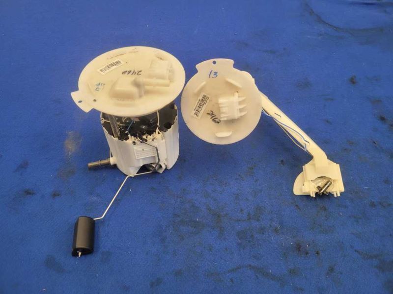 2010-2015 Chevrolet Camaro SS 6.2L Dual Pump Assembly Fuel Gas Rear 2462 - The Parts Farm