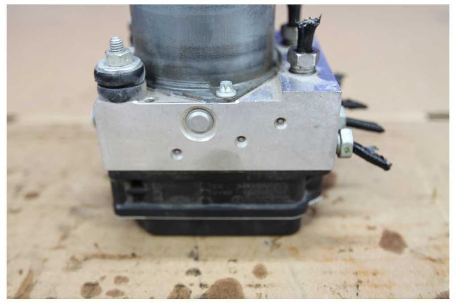 2012-2015 Chevrolet Camaro SS ABS Anti-Lock Brake Module Pump Front Switch - The Parts Farm